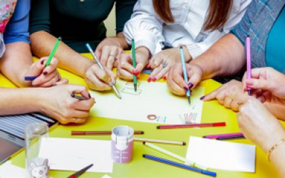 Le travail collectif comme levier du développement professionnel des directions d’établissement scolaire : recension et perspectives de recherche