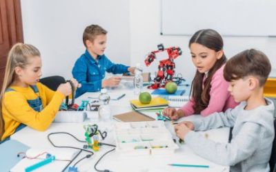 El cambio educativo ante la innovación tecnológica, la pedagogía de las competencias y el discurso de la educacional. Una mirada crítica
