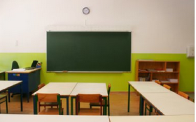 Modifier l’aménagement de la classe pour le bienêtre des élèves : vers une forme scolaire flexible ?