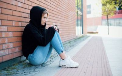 La soledat no desitjada: quan estar connectat no és suficient